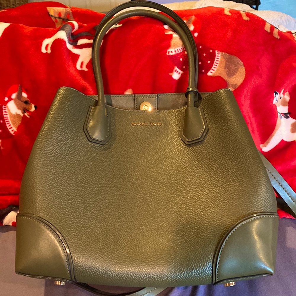 Michael Kors Brand new army green bag